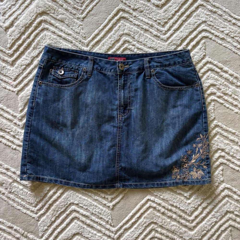 Y2K 2000s Denim Embroidered Mini Skort